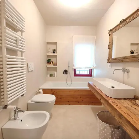 Hostdomus - Modern Loft Appartement Sestriere